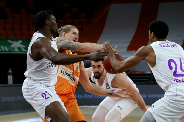 赛场失去了 赛场失去了